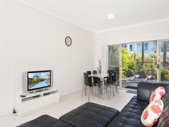 Sandy Point Road Unit 337 265 Pacific Blue - Nambucca Heads Accommodation 1