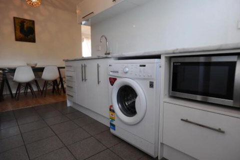 Glenelg Holiday Apartments The Broadway - Nambucca Heads Accommodation 6