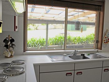 Narrawallee Escape - Nambucca Heads Accommodation 3