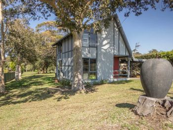 The 5th Green - Nambucca Heads Accommodation 4