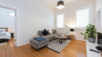 Spacious One Bedroom Heart Of Potts Point H333 - Nambucca Heads Accommodation 2