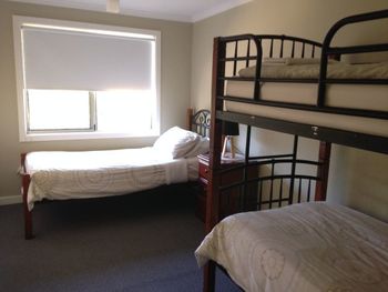 Port Lincoln Holiday Houses - Nambucca Heads Accommodation 2