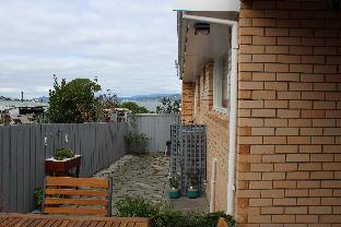 Newly Renovated Unit Waters Edge - Nambucca Heads Accommodation 2