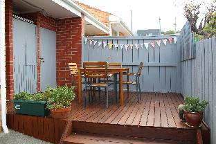 Newly Renovated Unit Waters Edge - Nambucca Heads Accommodation 3