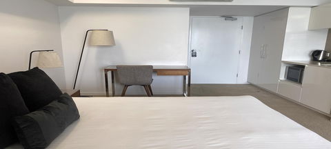 Airtrip Apartments On Carlyle St. Mackay - Nambucca Heads Accommodation 2