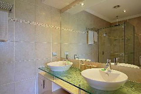 A PERFECT STAY 3 James Cook Apartments - Nambucca Heads Accommodation 1