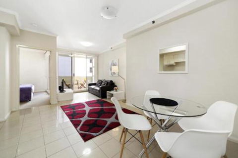 Astra Apartments Sydney Kent Street - Nambucca Heads Accommodation 6