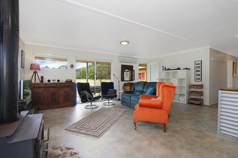 Feathertop Views And Dorm - Nambucca Heads Accommodation 6