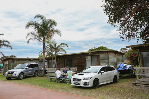 Lazy Acre Log Cabins - Nambucca Heads Accommodation 5