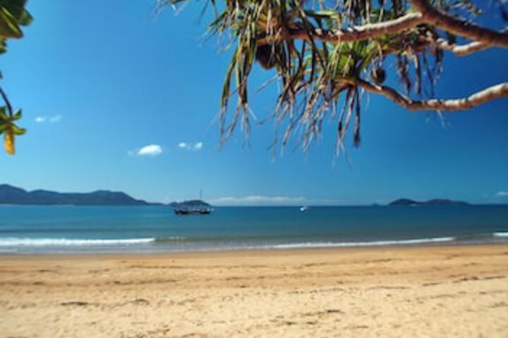 South Mission Beach QLD Nambucca Heads Accommodation