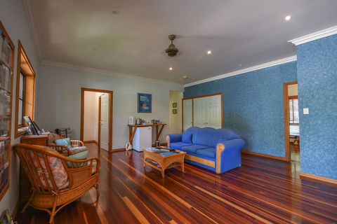 Hibiscus Lodge Bed & Breakfast - Nambucca Heads Accommodation 1
