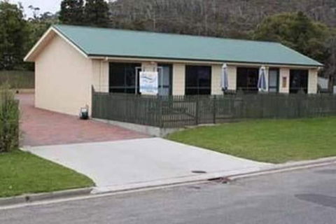 Bicheno's A Plus Apartments - Nambucca Heads Accommodation 7