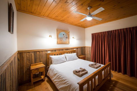 Sanctuary Park Cottages - Nambucca Heads Accommodation 6