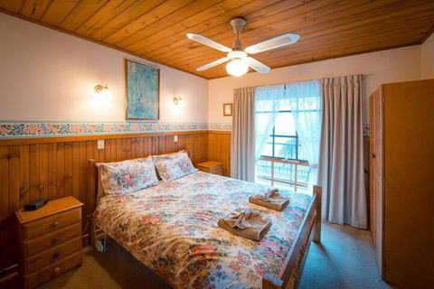 Sanctuary Park Cottages - Nambucca Heads Accommodation 7