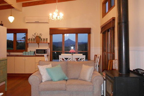 Milton Country Retreat The Chocolate Cottages - Nambucca Heads Accommodation 5