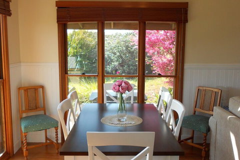 Milton Country Retreat The Chocolate Cottages - Nambucca Heads Accommodation 6
