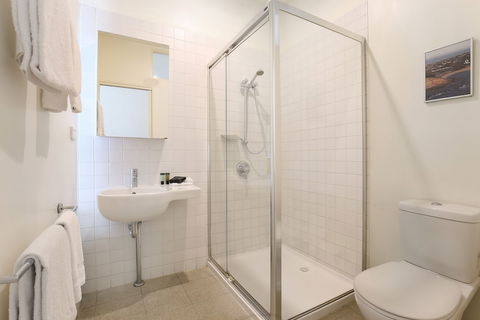 Plum North Melbourne - Nambucca Heads Accommodation 4