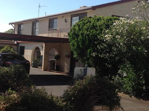 Forest Lodge Motor Inn & Restaurant - Nambucca Heads Accommodation 0
