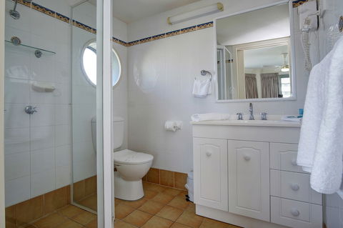 Sails Luxury Apartments, Forster - Nambucca Heads Accommodation 5