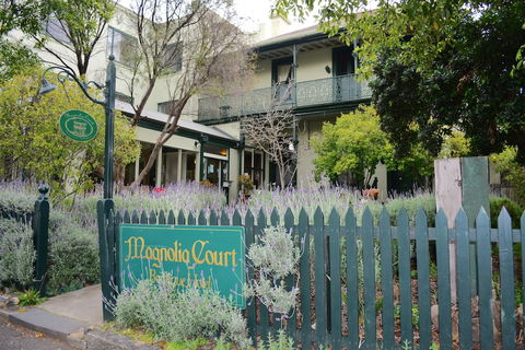 Magnolia Court Boutique Hotel Melbourne - Nambucca Heads Accommodation 0
