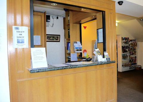 Magnolia Court Boutique Hotel Melbourne - Nambucca Heads Accommodation 2