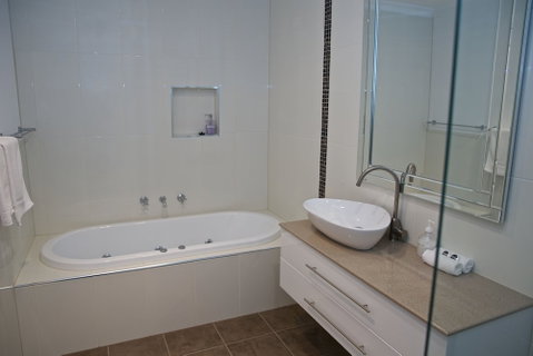 Yarra Glen Racecourse Apartments - Nambucca Heads Accommodation 4