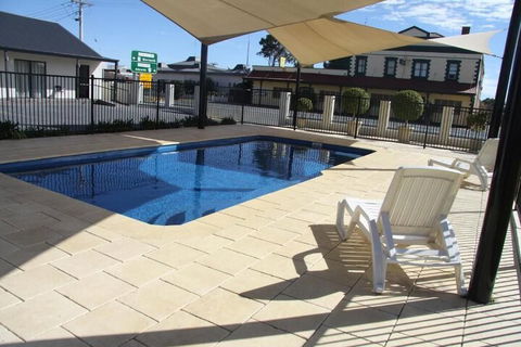 Red Earth Motel - Nambucca Heads Accommodation 4