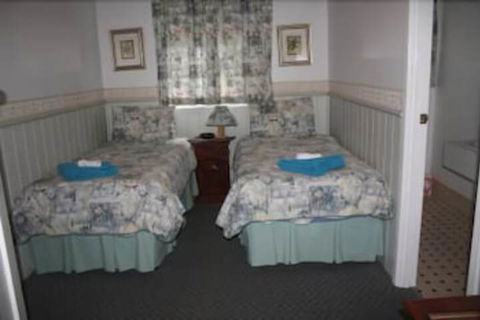 Jacaranda Guest House - Nambucca Heads Accommodation 5