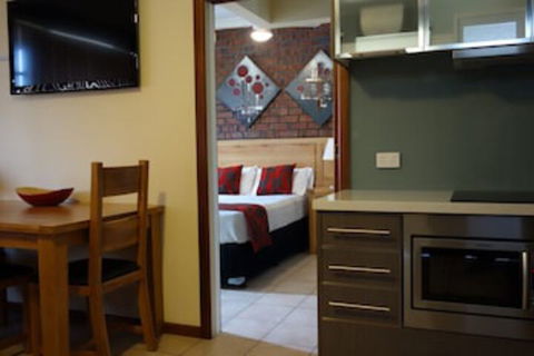 Glenelg Gateway Apartments - Nambucca Heads Accommodation 0