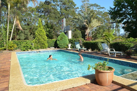 Beerwah Glasshouse Mountains Motel - Nambucca Heads Accommodation 2