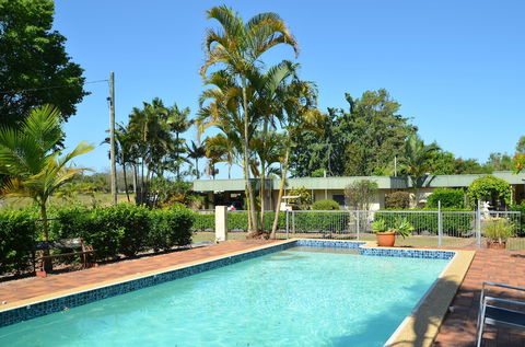Beerwah Glasshouse Mountains Motel - Nambucca Heads Accommodation 1