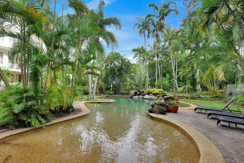 Golden Sands Beachfront Apartment Resort - Nambucca Heads Accommodation 2