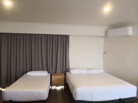 Dandenong Motel - Nambucca Heads Accommodation 0