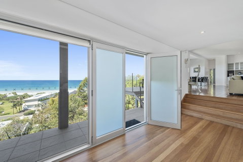 Cinque Terre - Nambucca Heads Accommodation 0