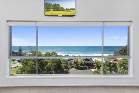 Cinque Terre - Nambucca Heads Accommodation 2