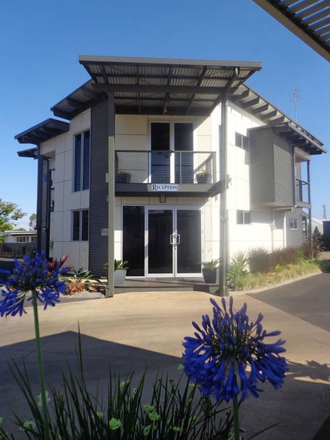 Smart Stayzzz Inns Clermont - Nambucca Heads Accommodation 2