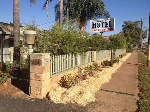 Oasis Motel Peak Hill - Nambucca Heads Accommodation 4