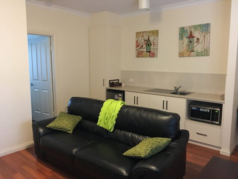 Hahndorf Oak Tree Cottages - Nambucca Heads Accommodation 4