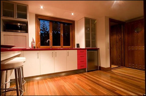 King Ludwigs Cottage - Nambucca Heads Accommodation 2