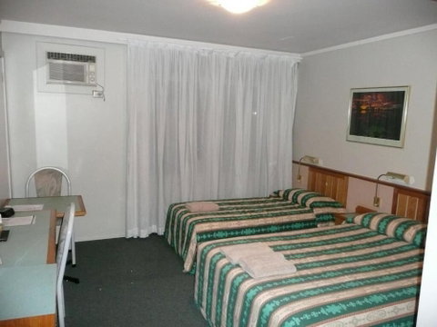 The Hermitage Motel - Nambucca Heads Accommodation 3