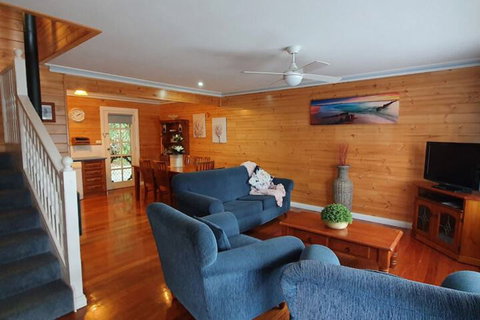 Sails Elegant Spacious Beach Villa - Nambucca Heads Accommodation 2