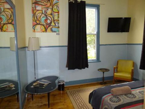 2 Dukes Daylesford - Nambucca Heads Accommodation 4