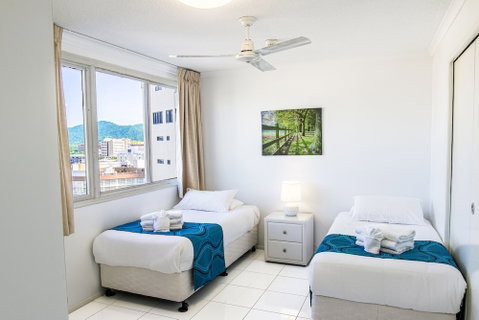 Cairns Aquarius - Nambucca Heads Accommodation 2