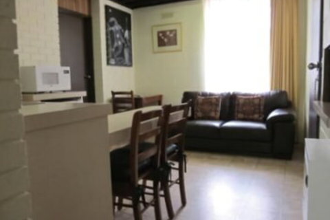 Lakes Waterfront Motel & Holiday Cottages - Nambucca Heads Accommodation 4