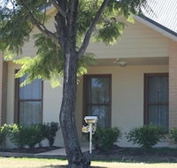 Noah's Mid City Motor Inn
