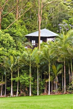 Secrets On The Lake - Nambucca Heads Accommodation 1