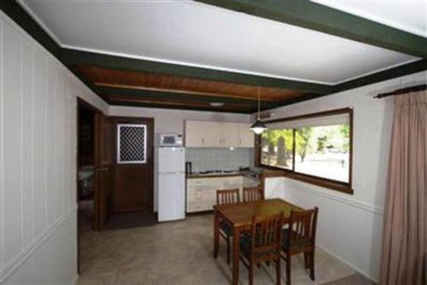 Casbak Alpine Units - Nambucca Heads Accommodation 4