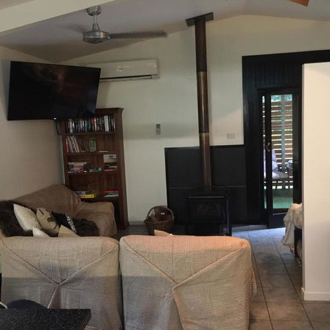 Figtree Getaway - Nambucca Heads Accommodation 4