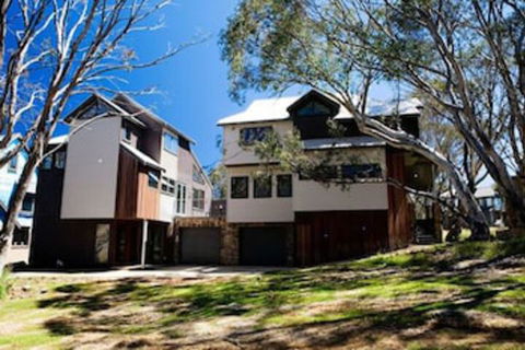 Blue Ice - Nambucca Heads Accommodation 0
