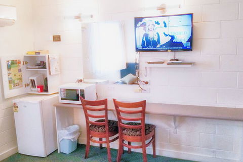 A & A Lodge Motel Emerald - Nambucca Heads Accommodation 6